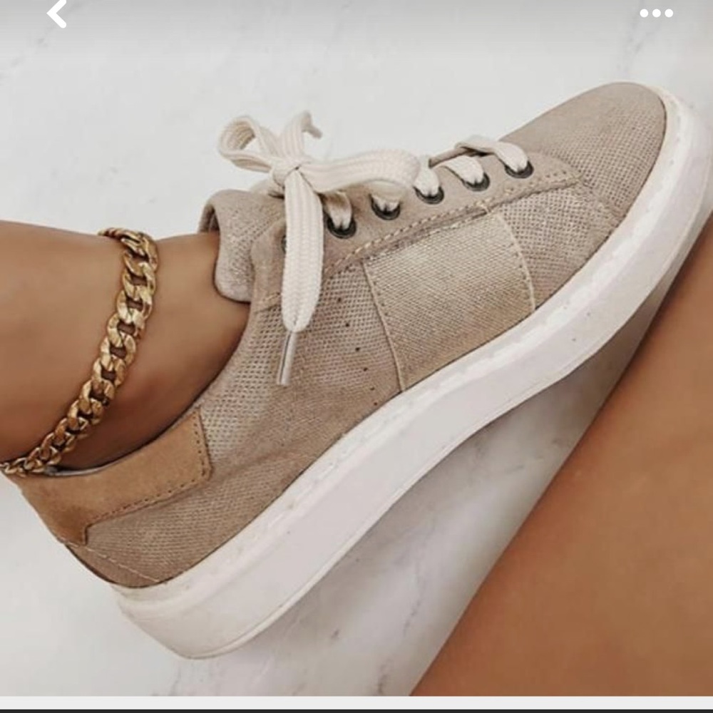 OTBT Normcore Women's Sneakers Lace Up Size 6M - Women | Color: Beige | Size: 6